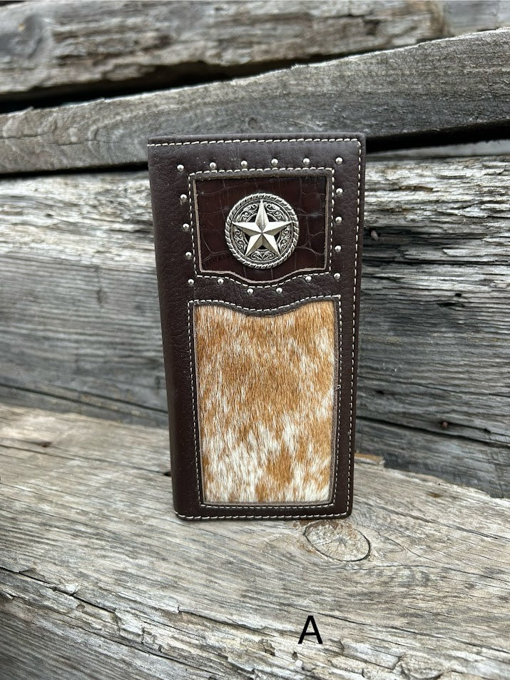This Coffee Brown alligator print leather checkbook wallet features a Star Concho and a cowhide inlay on the bottom of the front. Front View A