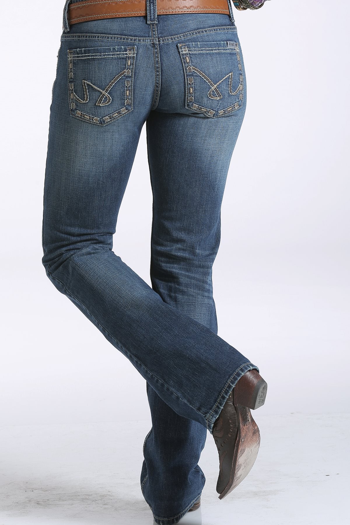 Women's Cruel Denim CB47454071 Blake Low-Rise Slim Fit Boot-cut Jean *CLOSEOUT*