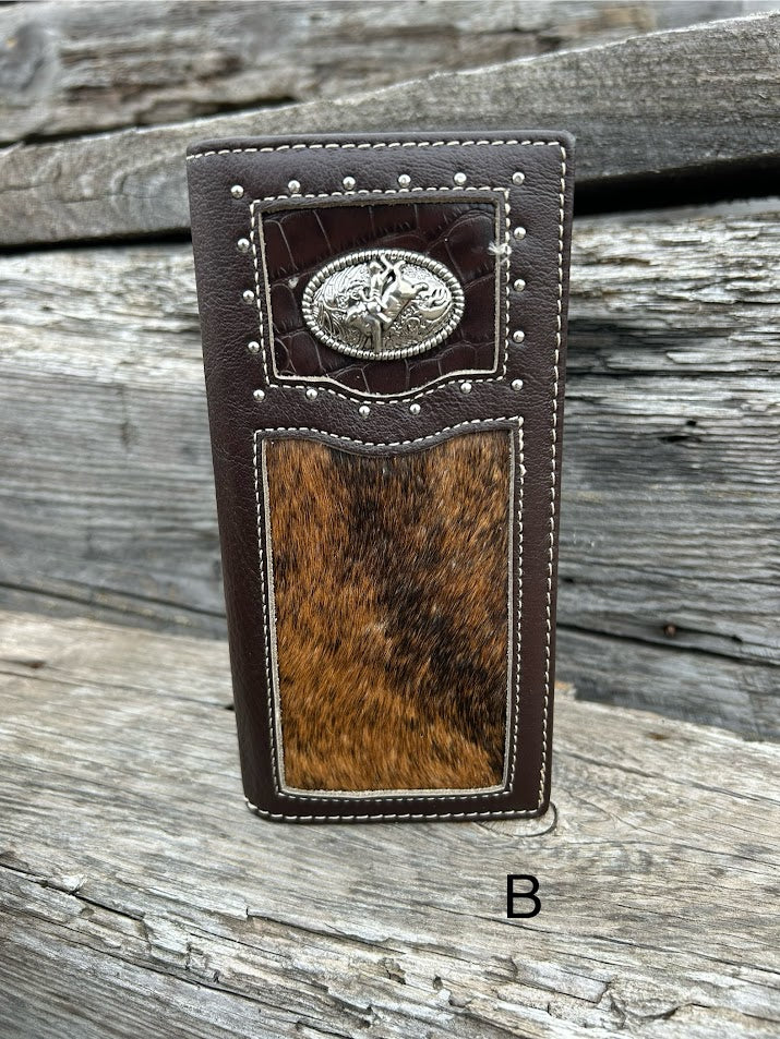 This Coffee Brown alligator print leather checkbook wallet features a Bull Rider Concho and a cowhide inlay on the bottom of the front. Front View B