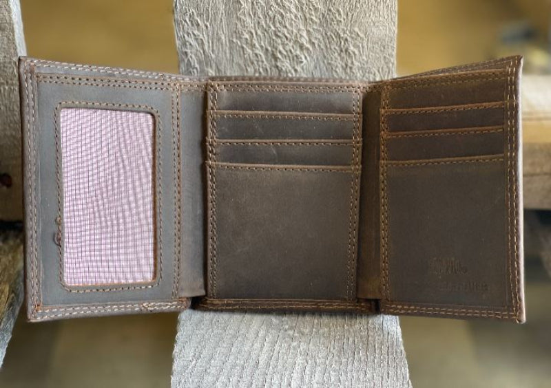 Zep-Pro USM Golden Eagles 1/2 Mossy Oak Camo/Brown leather Tri-fold Wallet. inside view showing:
6 interior credit card slots
2 interior pocket
1 ID window
2 bill/cash compartments