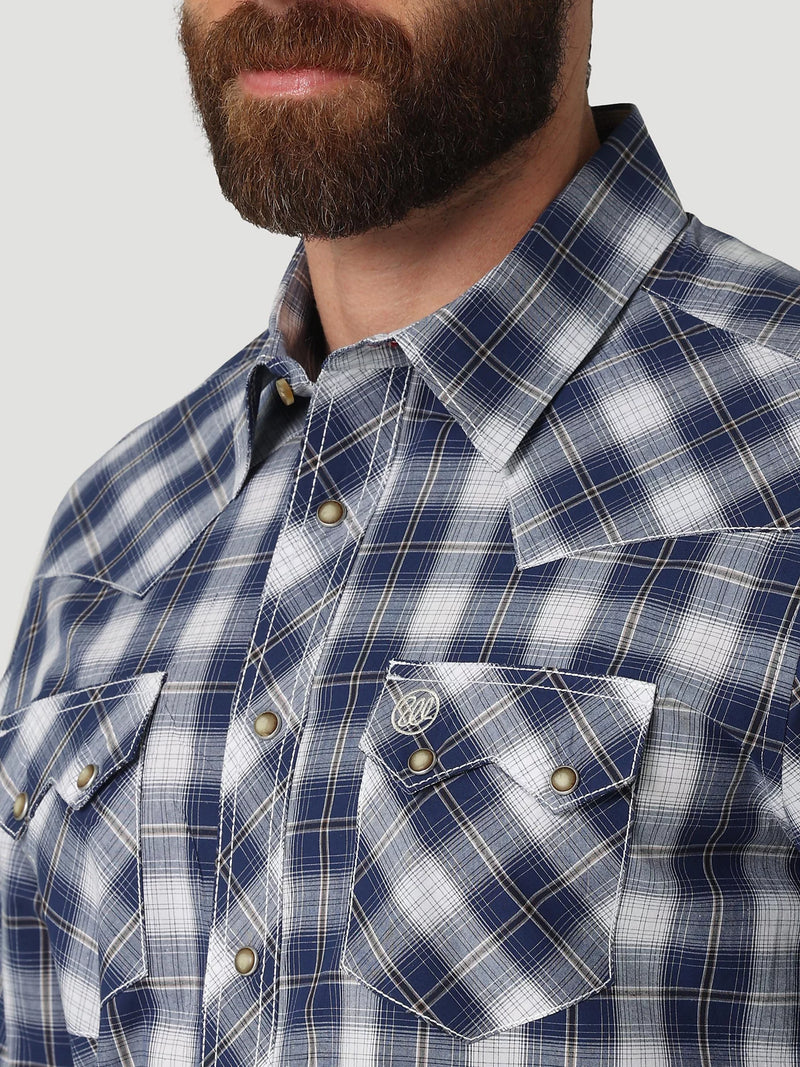 Men's Wrangler 112317119 Retro Long Sleeve Western Snap Plaid Shirt in Blue Plaid