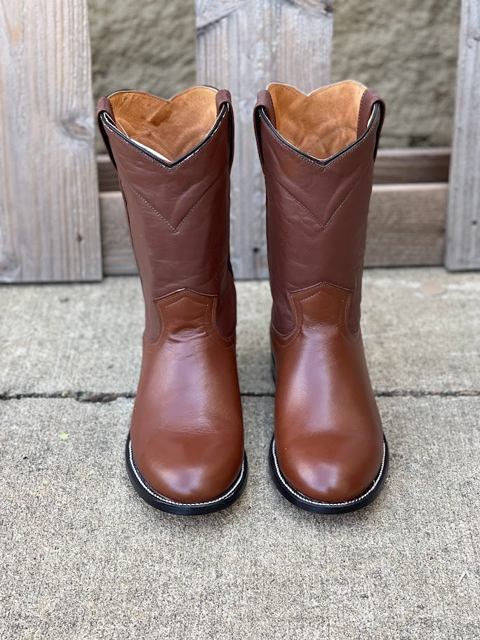 Brown Cowtown men's 10-inch roper boots. Front View