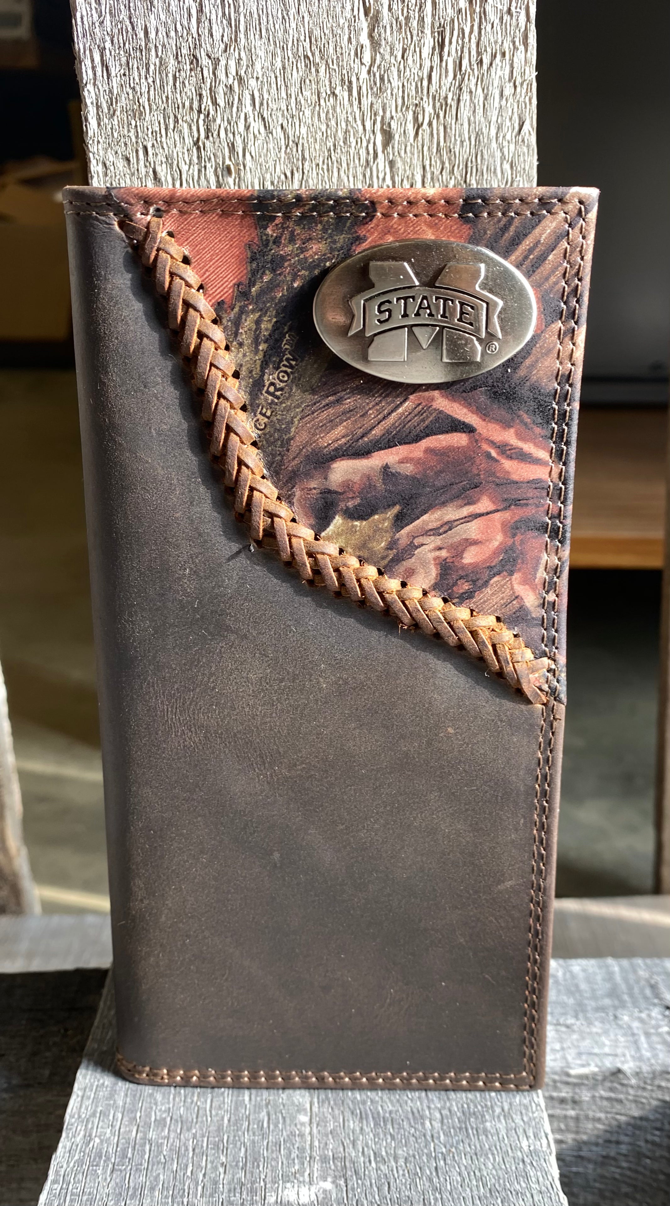 Zep-Pro-Mississippi State Bulldogs-Wrinkle Leather Roper Concho Wallet main image 1