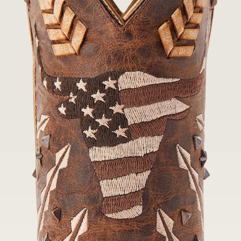 Women's Ariat Circuit Americana Western narrow square toe boots with patriotic embroidery and stud detailing on shaft. Close up of steer embroidery on front of shaft. 