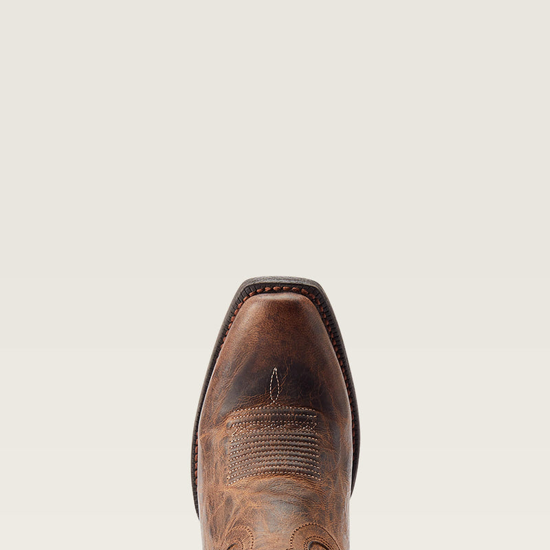 Women's Ariat Circuit Americana Western narrow square toe boots with patriotic embroidery and stud detailing on shaft. Close up of narrow square toe. 