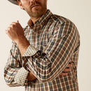 Men's Ariat long sleeve wrinkle free shirt in Brown Plaid. Close up of contrast pattern on cuffs. 