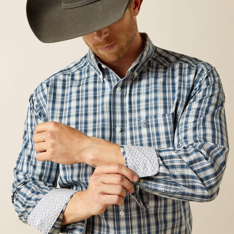Men's Ariat Wrinkle Free Dargan Classic Fit Long Sleeve Shirt