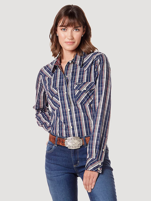Women's Wrangler 112336535 Retro Western Long Sleeve Shirt