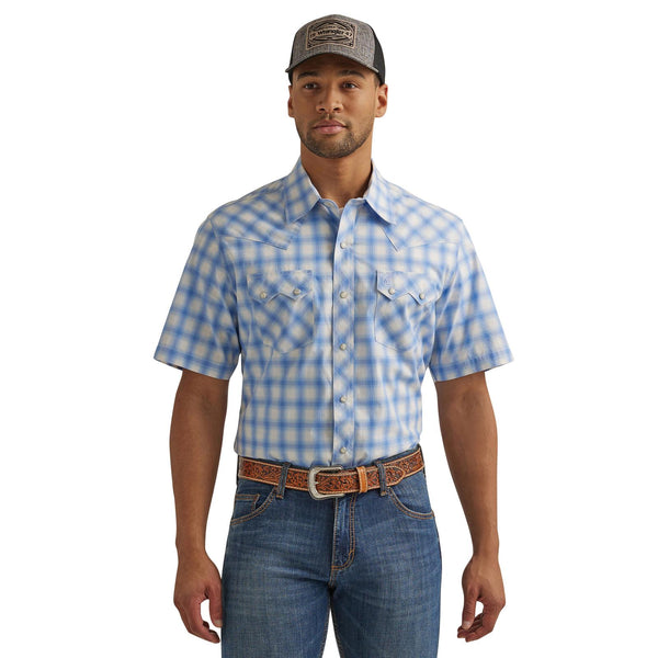 Men's Wrangler Retro® 112344298 Short Sleeve Blue/White Plaid Western Shirt