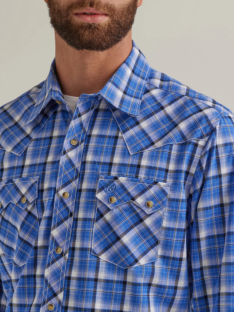 Men's Wrangler Retro® 112344303 Blue Plaid Long Sleeve Pearl Snap Shirt