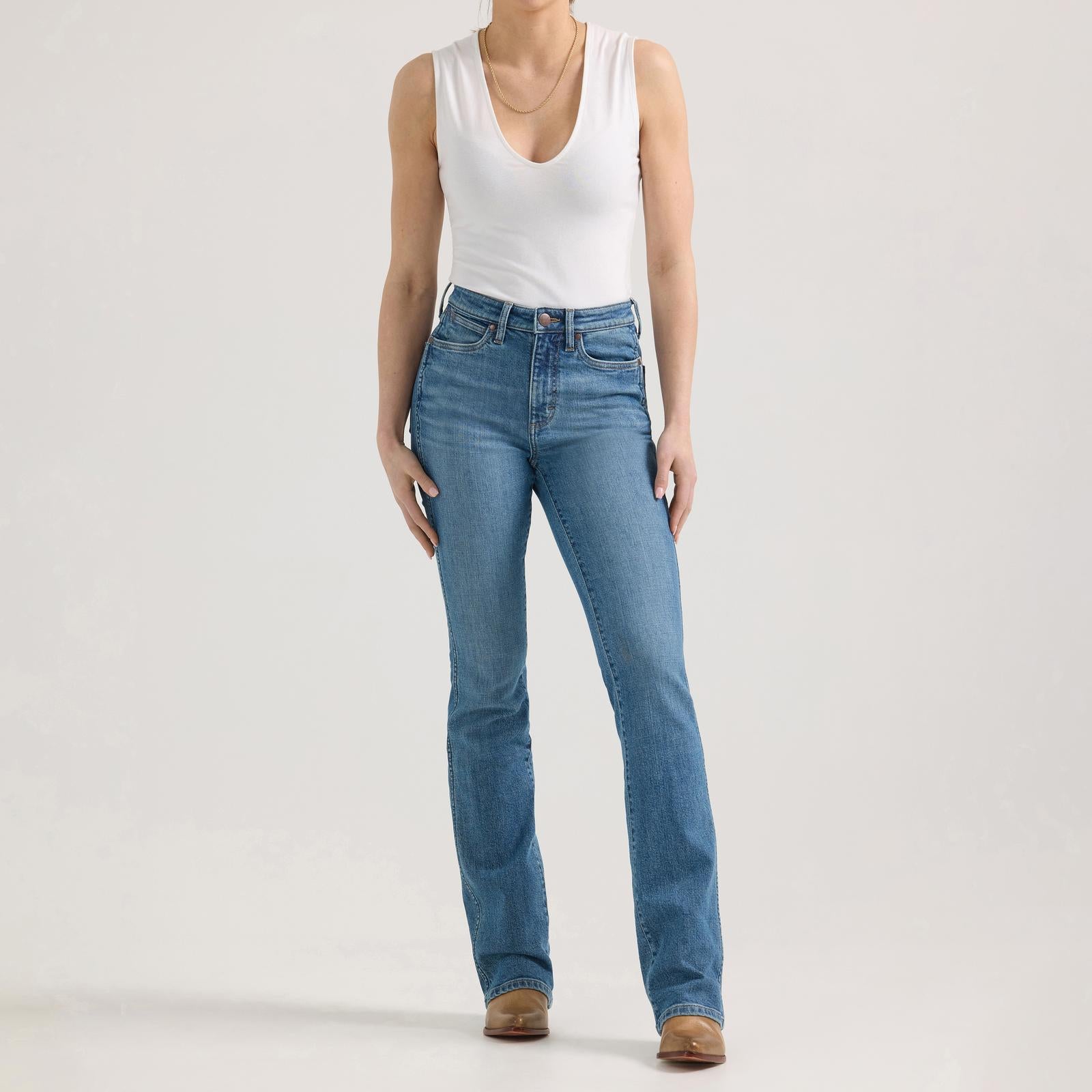 Women's Bailey Retro bootcut jeans in Josephine blue wash full front view.