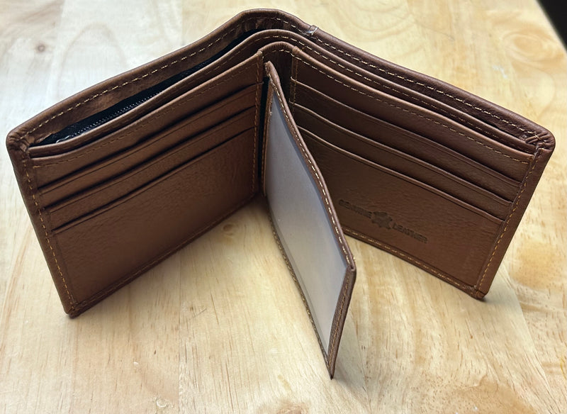 Top Notch Accessories 4004BR Brown Basket Weave Bi-Fold Wallet With Horseshoe & Longhorn Concho
