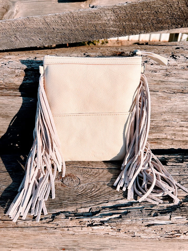 Top Notch Accessories Betty Cowhide Crossbody Fringe Purse In Beige
