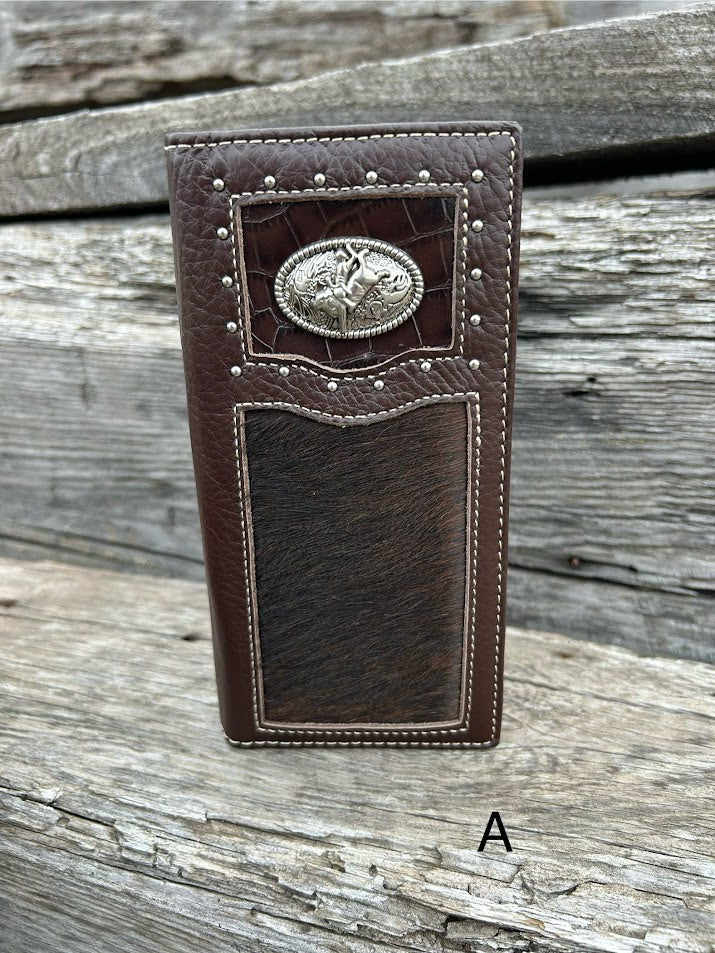 This Coffee Brown alligator print leather checkbook wallet features a Bull Rider Concho and a cowhide inlay on the bottom of the front. 