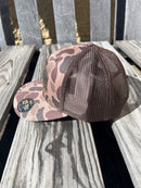 Old School Bark Duck Camo Leather Mallard Patch Richardson 112 Cap 0% Cotton / 40% Polyester
Mid Profile / Pre-curved Visor Side view
