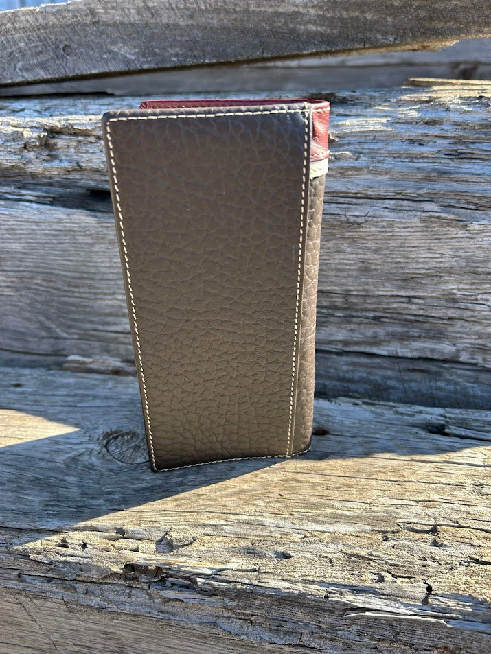 Coffee Brown leather checkbook wallet with embossed overlay and a Longhorn in a Horseshoe Concho. Rear View
