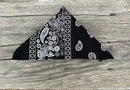 Black bandana with a classic paisley pattern. 
