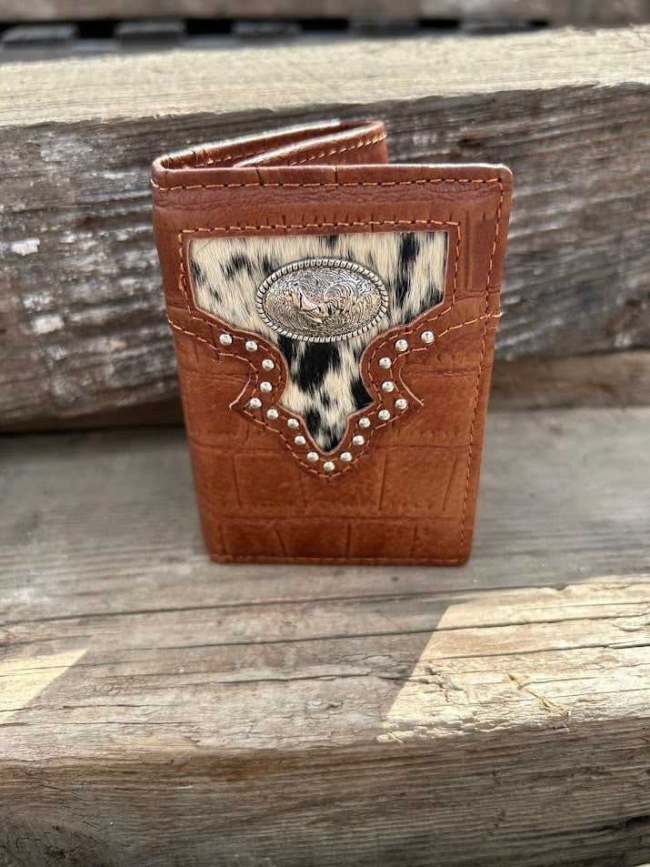 Brown alligator print leather trifold wallet with a Rooster Concho on a cowhide inlay. Front View B