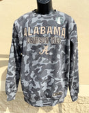 Colosseum Athletics Slate Heather Camo crewneck sweatshirt with a University of Alabama Crimson Tide applique embroidery. Front view on mannequin. 