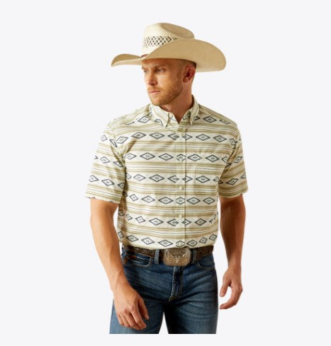 Men's Ariat  Christopher Classic Fit Short Sleeve Shirt