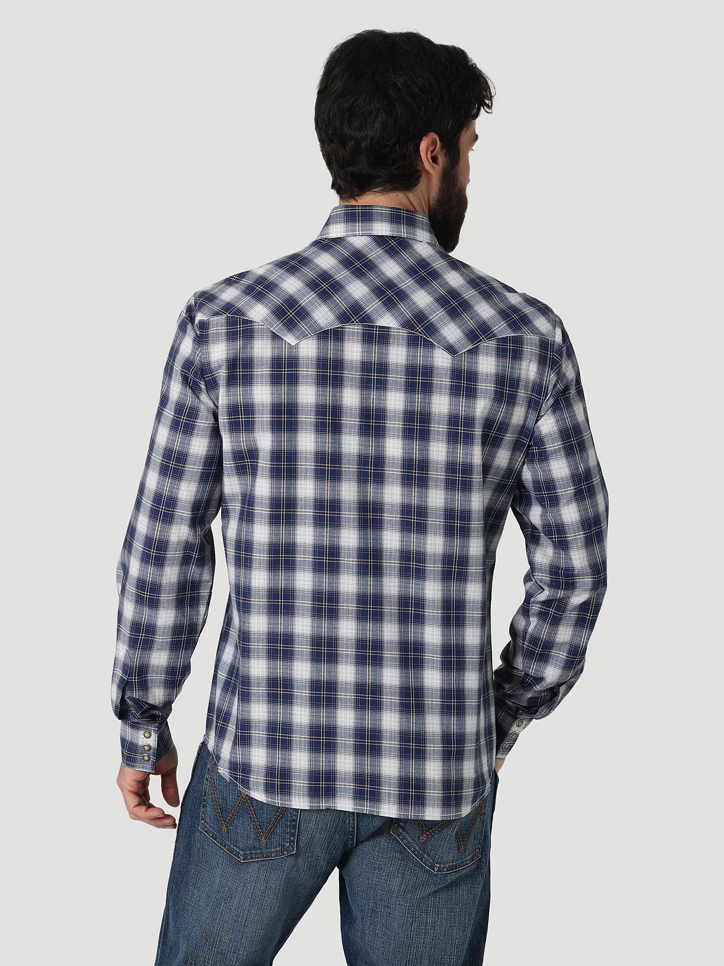Men's Wrangler 112317119 Retro Long Sleeve Western Snap Plaid Shirt in Blue Plaid