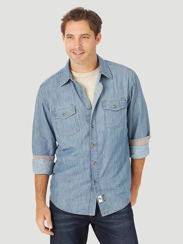 Men's Wrangler 112317202 Retro® Premium Long Sleeve Button Up Shirt in Denim