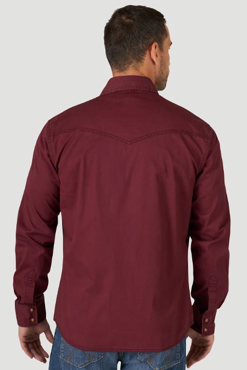 Men's Wrangler 112318871 Retro® Premium Wine Colored Modern Fit Long Sleeve Western Snap Solid Shirt
