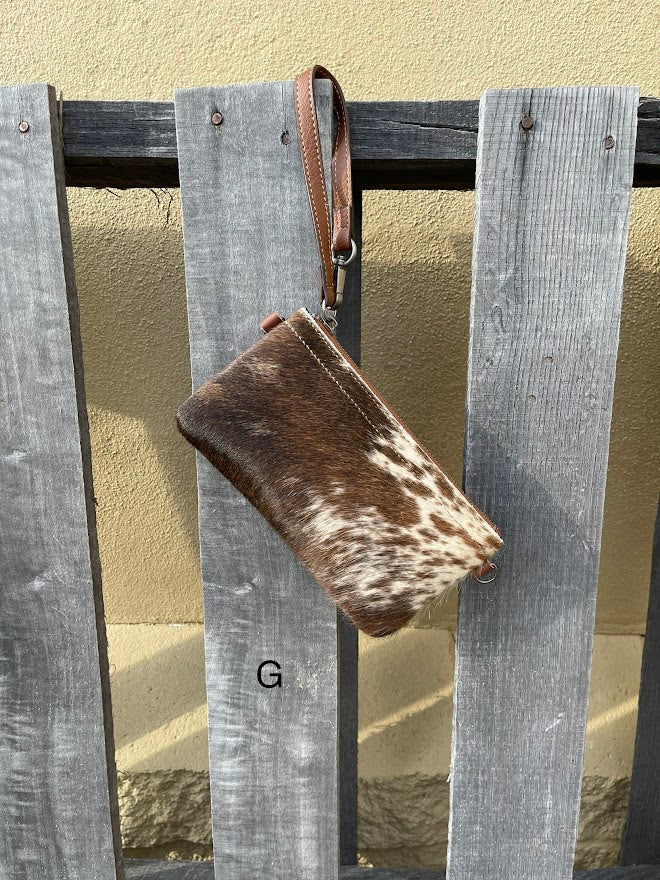 Top Notch Accessories Cowhide Wristlet Purse In Brown 3071BR