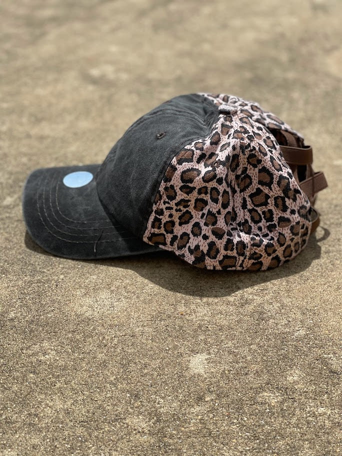 Crisscross Ponytail Brown Leopard Back 026 Cap