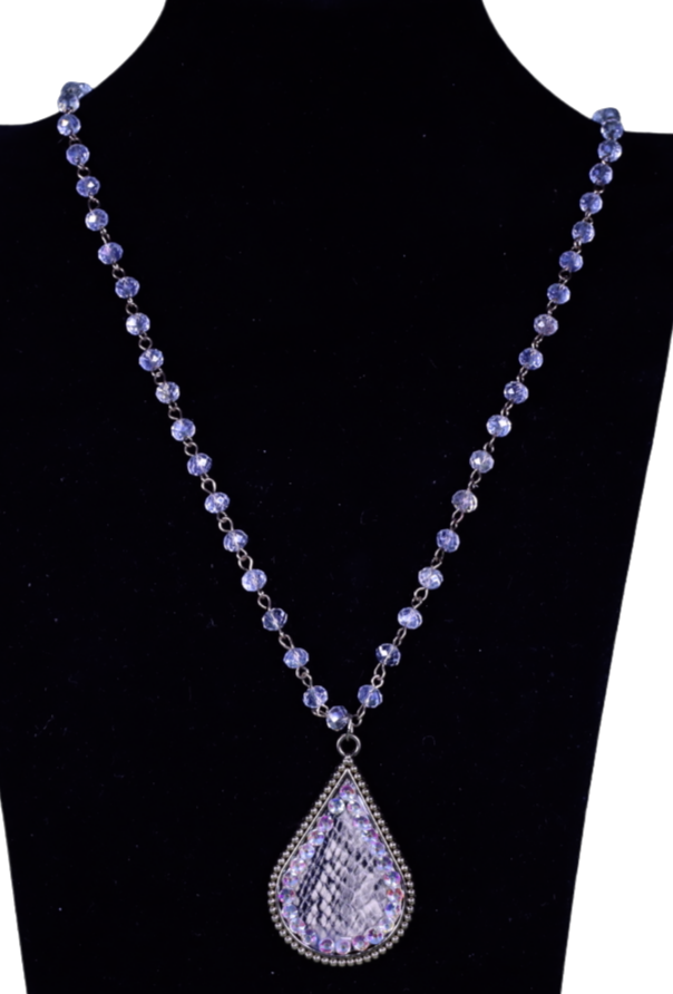 Crystal Necklace w/Animal Print Crystal Accent NKZ190525-108