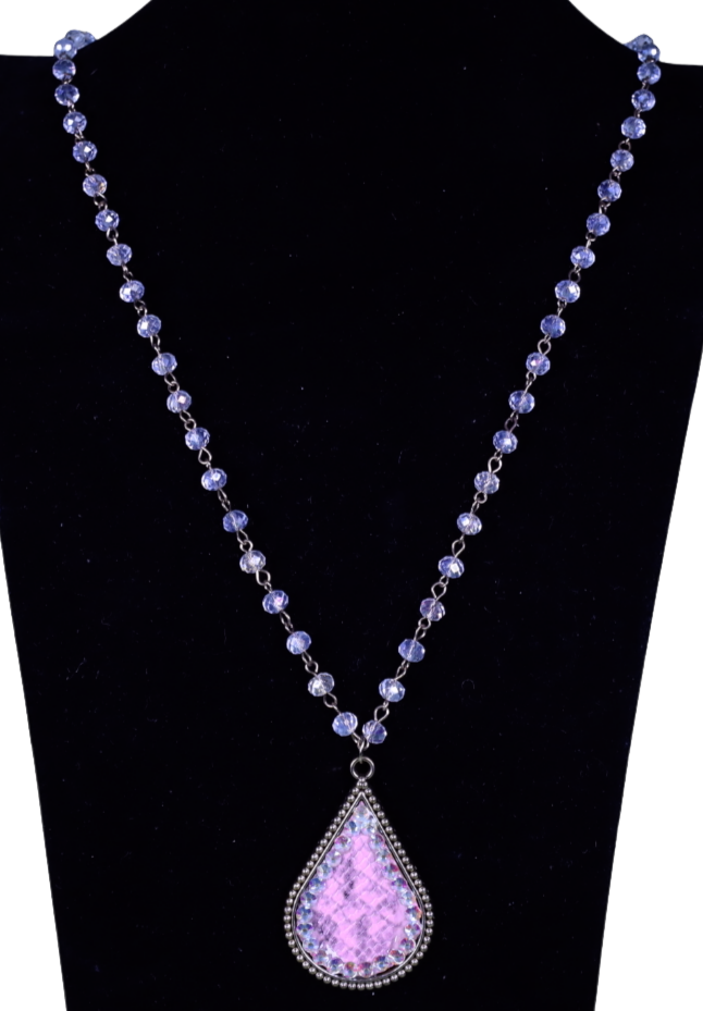 Crystal Necklace w/Animal Print Crystal Accent NKZ190525-114