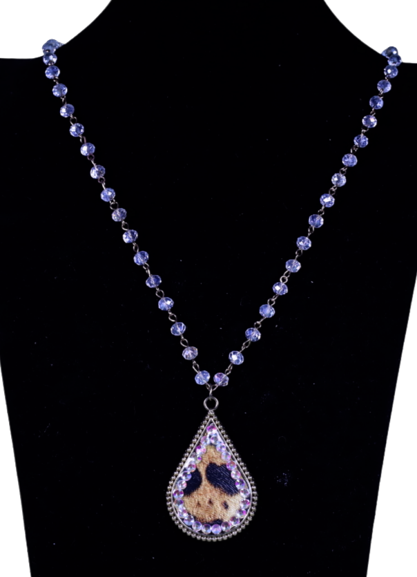 Crystal Necklace w/Animal Print Crystal Accent NKZ190525-96
