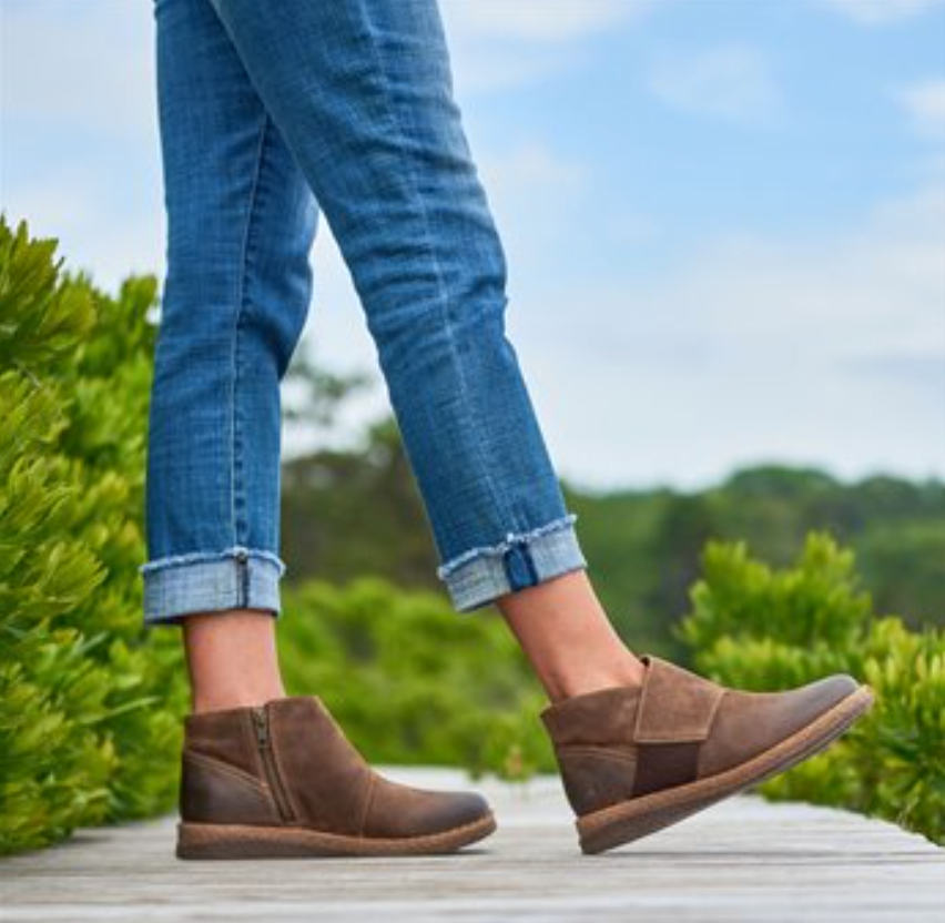 Born boots top sale womens