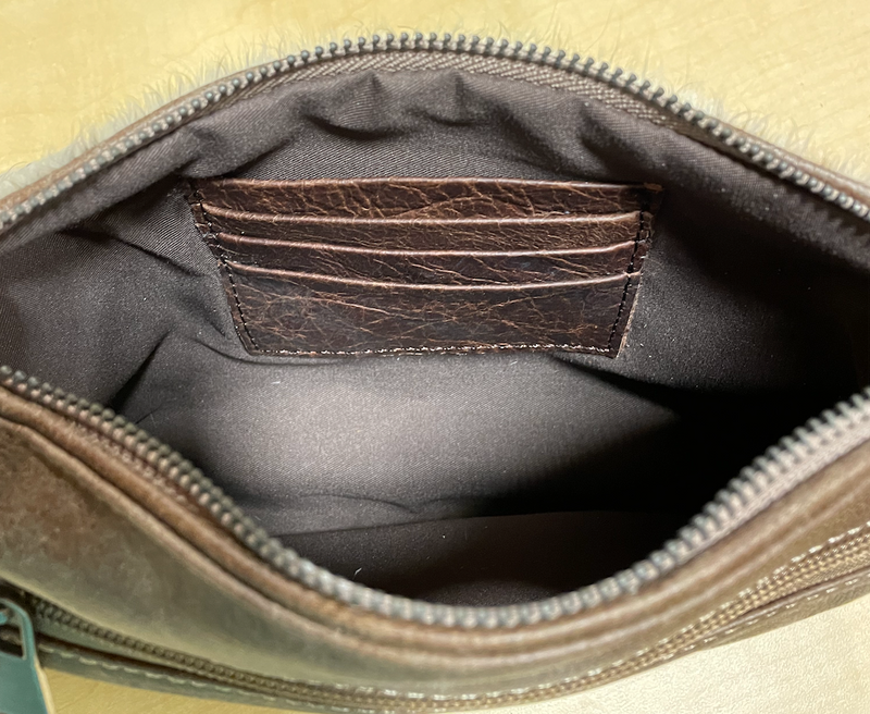 Top Notch Accessories 3066AT Cowhide Pouch with Antique Tan back