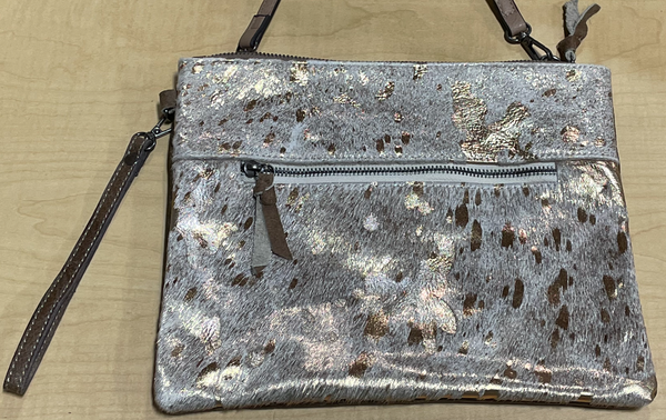 Top Notch Accessories 3067AT Metallic Cowhide Crossbody with Antique Tan back Conceal Carry