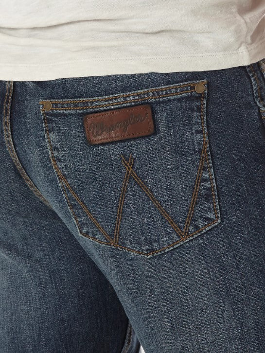 Men's Wrangler Bozeman Retro® Slim Fit Straight Leg Jean