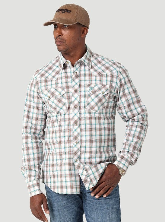Men's Wrangler 112317120 Retro Long Sleeve Western Snap Plaid Shirt in Green Plaid