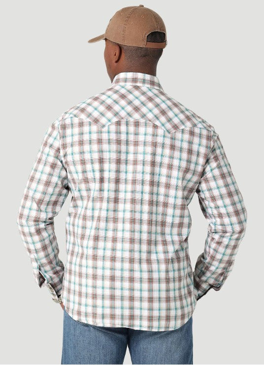 Men's Wrangler 112317120 Retro Long Sleeve Western Snap Plaid Shirt in Green Plaid