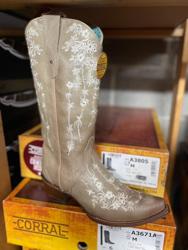 Women's Corral C3178 BONE SWARKSY *CLOSEOUT*