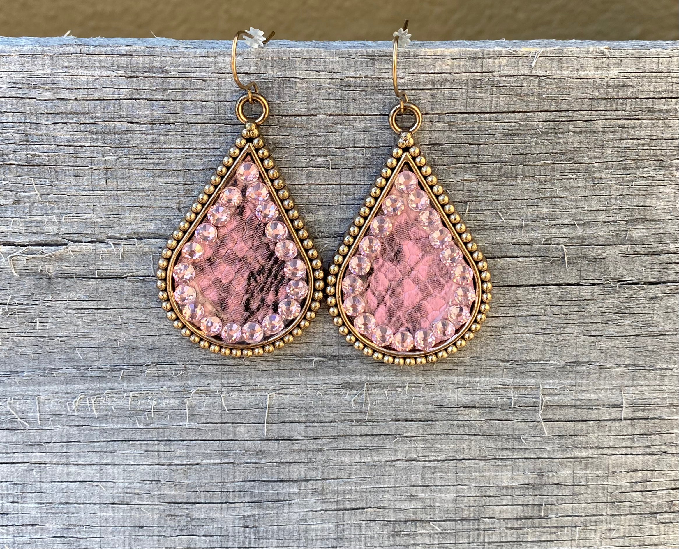 Animal Print Earring w/Crystal Accent ERZ190525-74