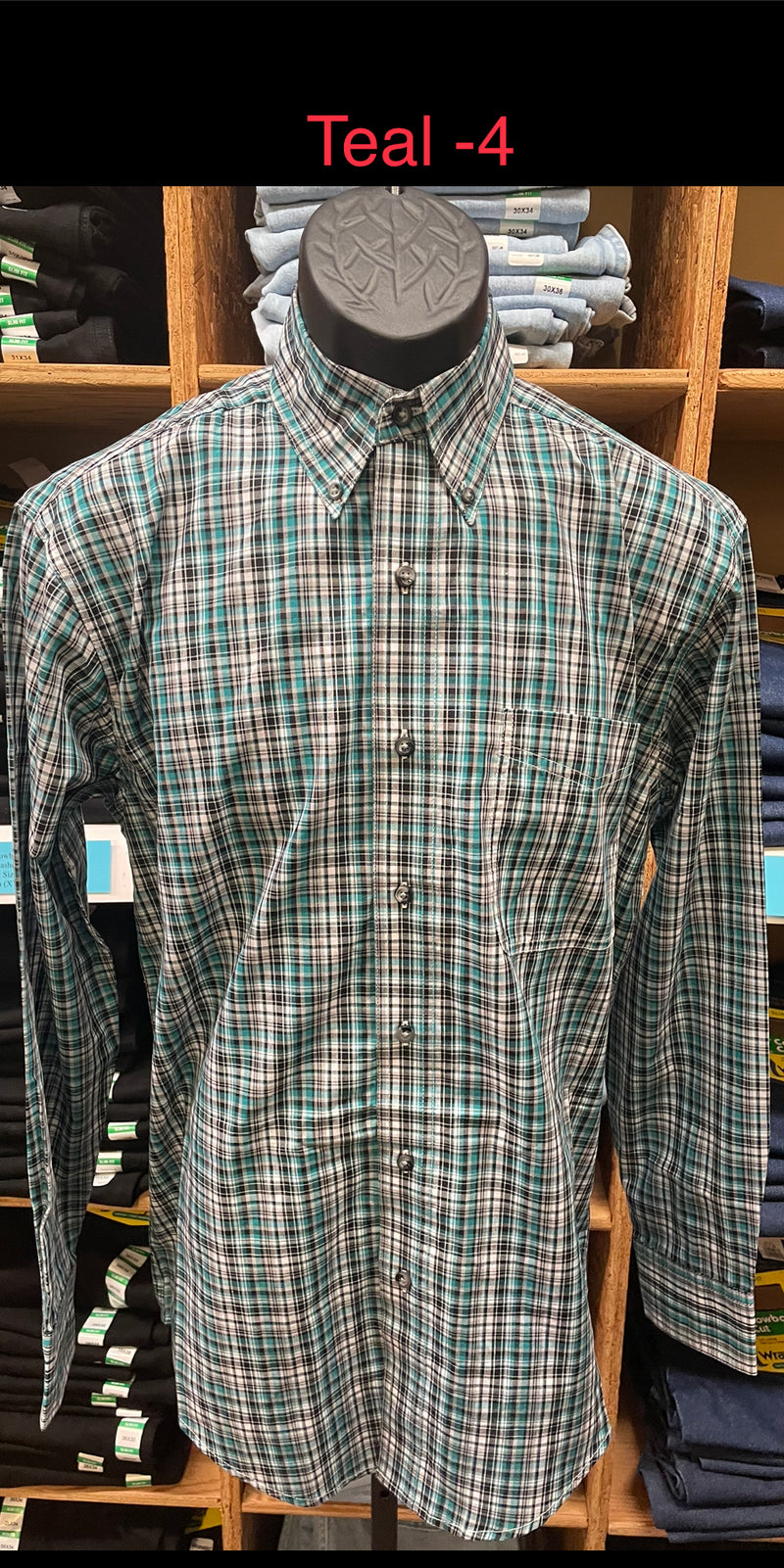 Men's Wrangler 112318641 Riata Long Sleeve Assorted Plaids Classic Fit Shirt