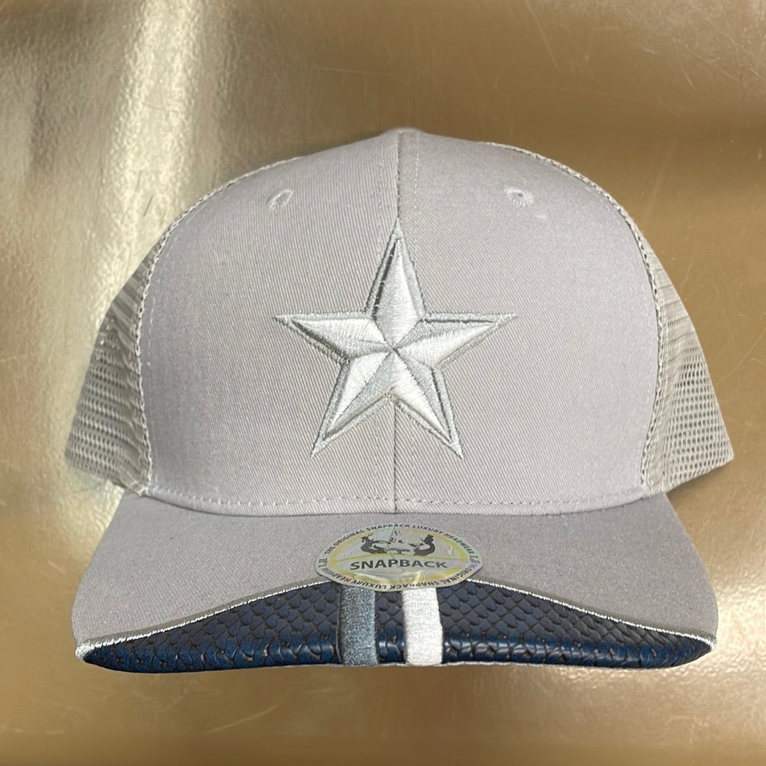 Grey and navy snapback cap with Star embroidery. 