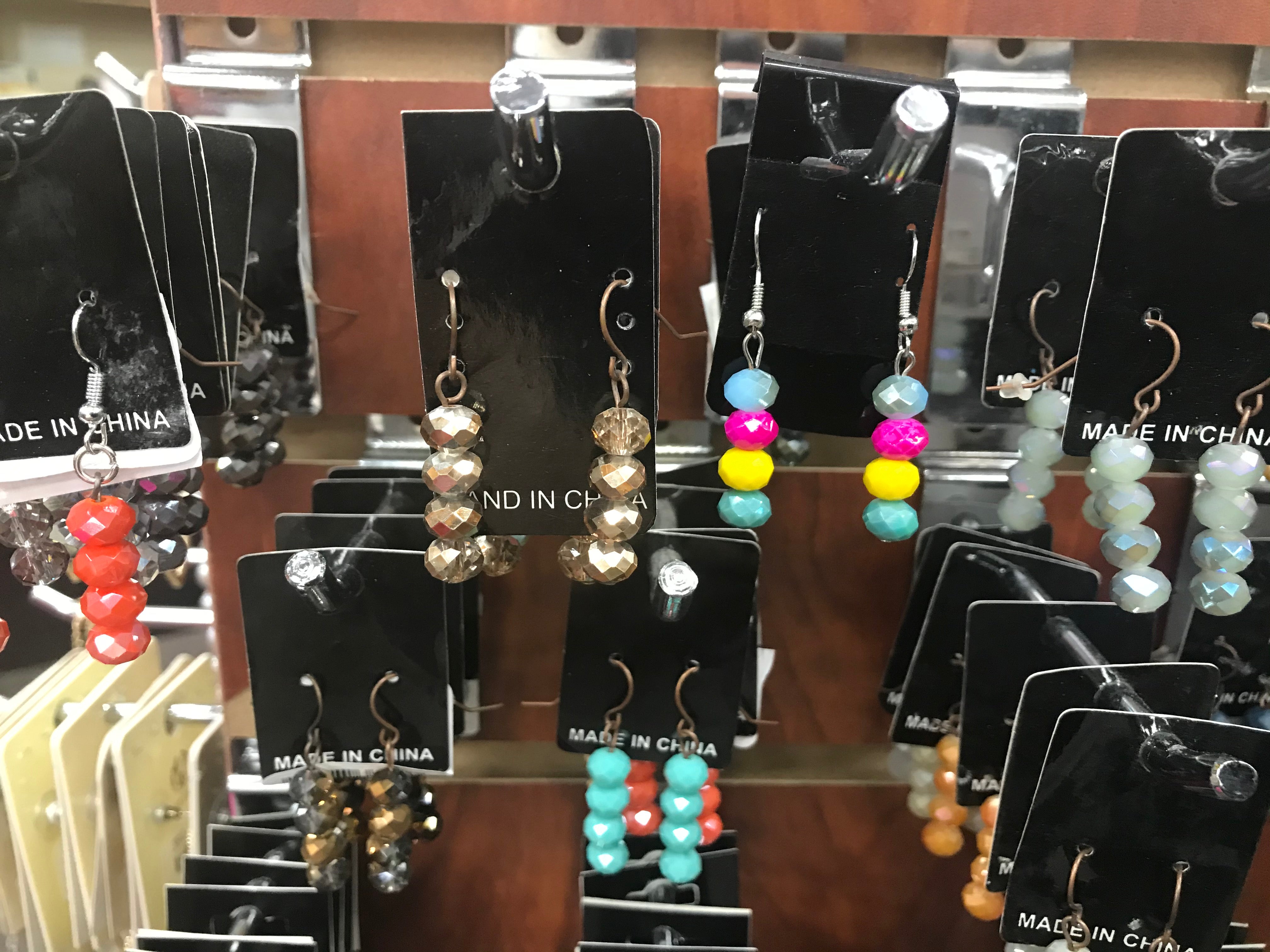 Magnolia Breeze EARRING-01 Assorted Crystal Earring