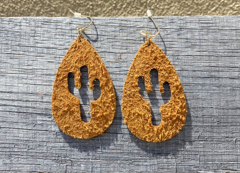Leather Oval Earring With Cactus Cutout Brown LE5745-BRN