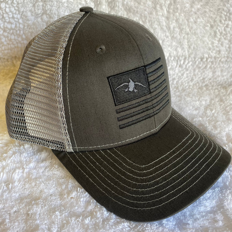 Duck Flag Embroidered HW-DFE-CLG Charcoal/Light Grey Snap Back Trucker Cap